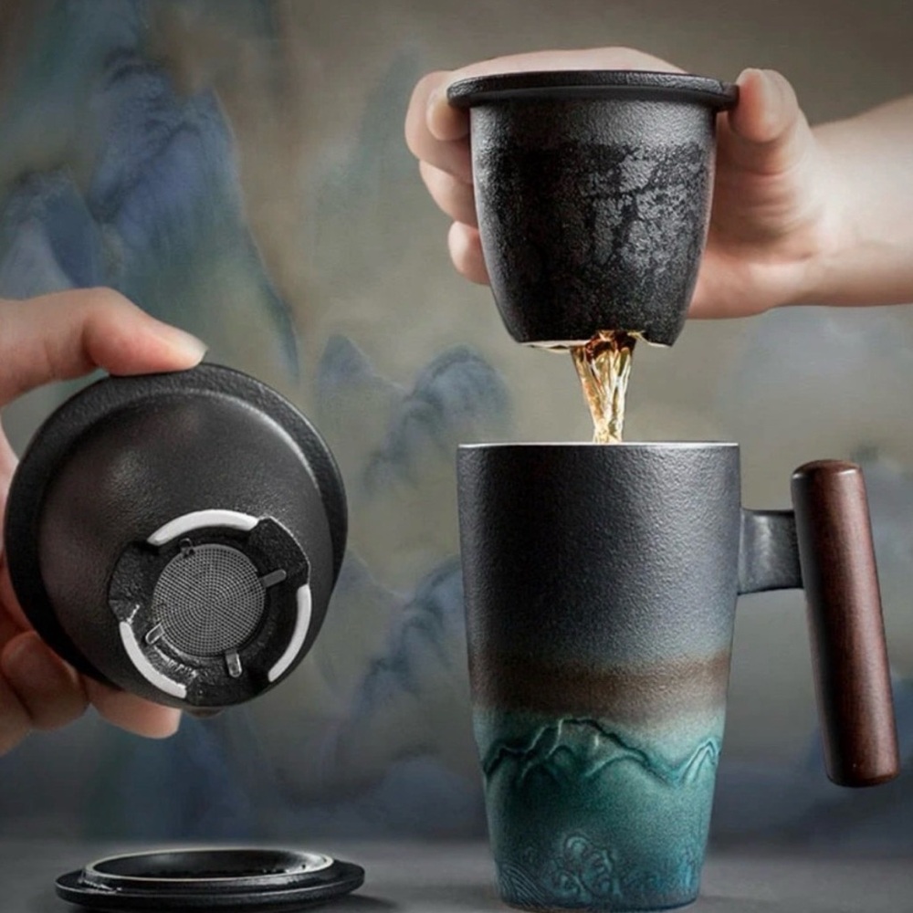 Ceramic tea mug and infuser, with lid. mountain landscape, wooden handle - Picture 3 of 9